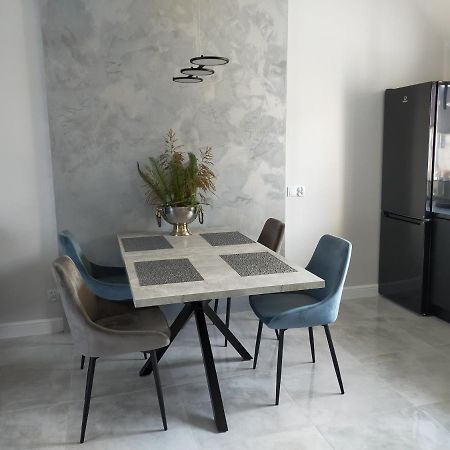 Apartament - Come In Lubiń エクステリア 写真