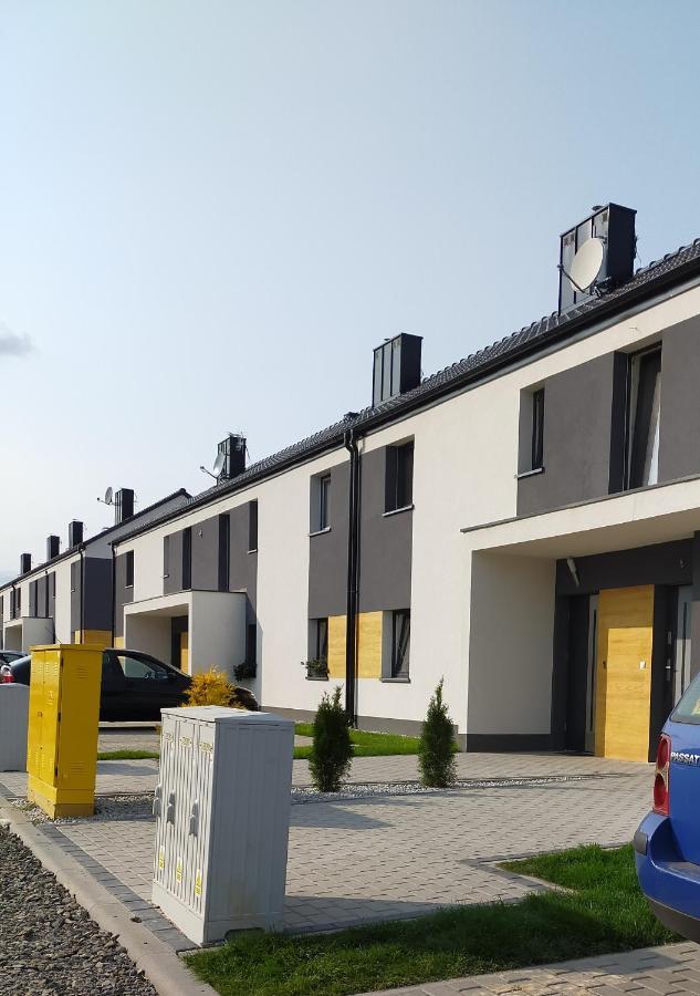 Apartament - Come In Lubiń エクステリア 写真