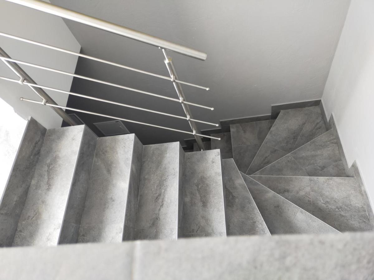 Apartament - Come In Lubiń エクステリア 写真