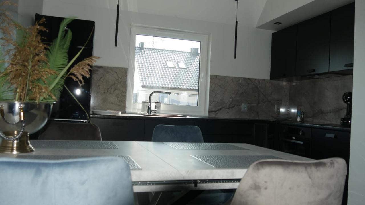 Apartament - Come In Lubiń エクステリア 写真