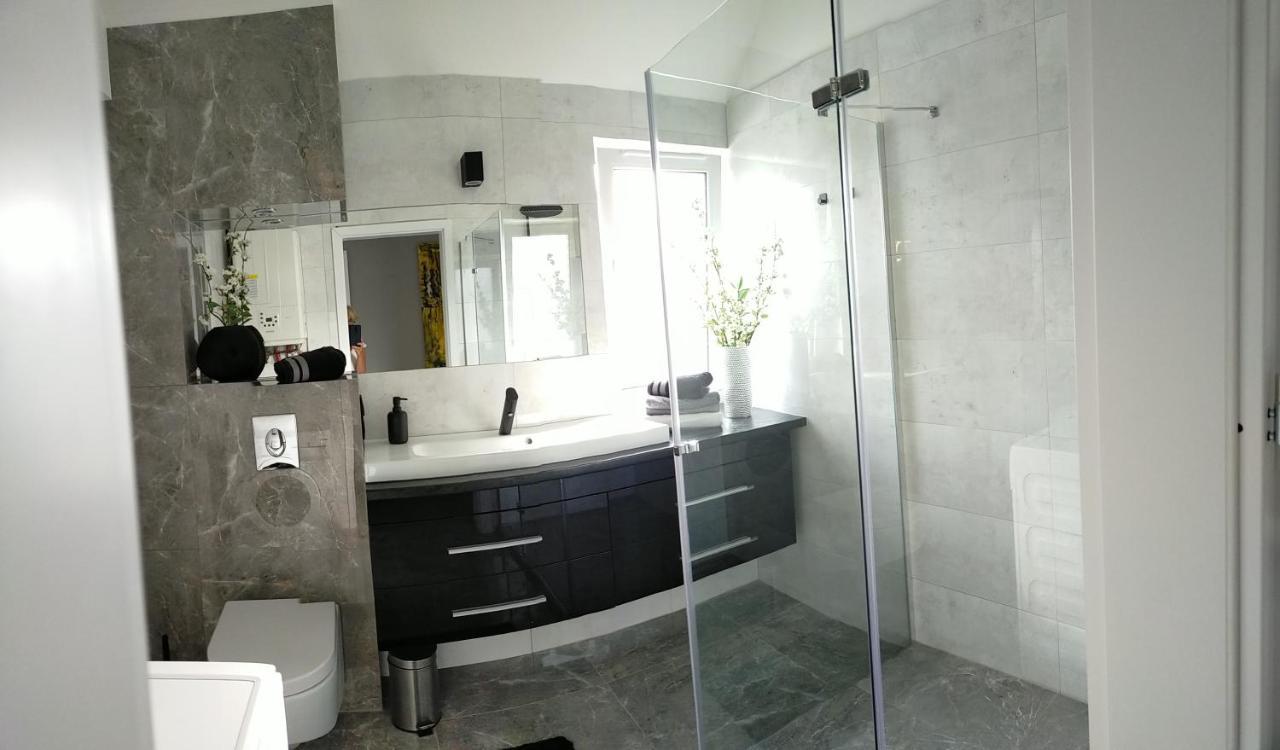 Apartament - Come In Lubiń エクステリア 写真